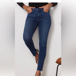 Hudson Barbara super skinny jeans raw hem size 26 like new